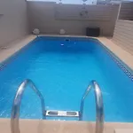 Βίλα 28 *